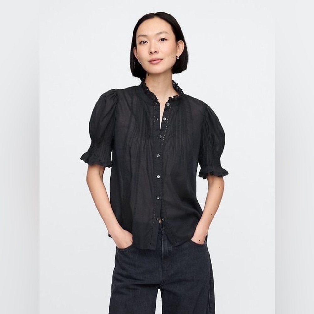 GAP Pintuck Ruffle Top in Large Petite